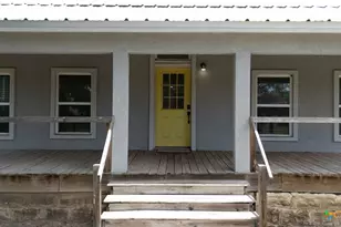 607 S Main St, Lampasas, TX 76550 - Photo 2