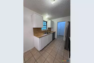 1301 N 10th Street, Temple, TX 76501 - Photo 8