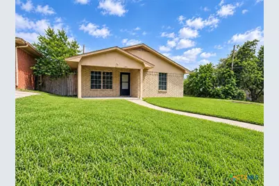 1301 N 10th Street, Temple, TX 76501 - Photo 2