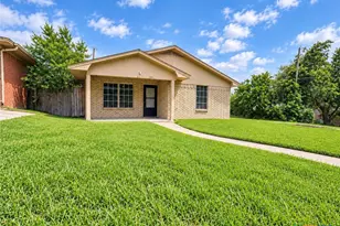 1301 N 10th St, Temple, TX 76501 - Photo 2