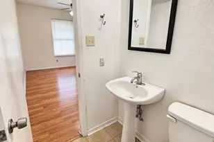 1301 N 10th St, Temple, TX 76501 - Photo 8