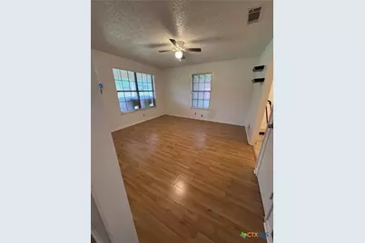 1301 N 10th Street, Temple, TX 76501 - Photo 4