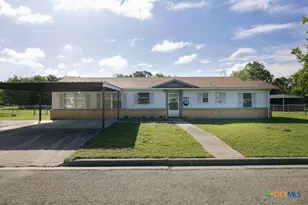 603 S Terry St, Cuero, TX 77954 - Photo 1