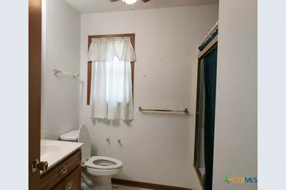 603 S Terry Street, Cuero, TX 77954 - Photo 14