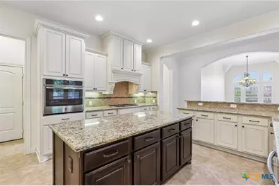 758 Haven Point Loop, New Braunfels, TX 78132 - Photo 12