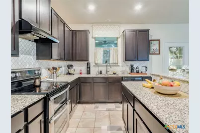 813 Foxtail Run, San Marcos, TX 78666 - Photo 12