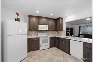 1485 Yaupon Dr, Fischer, TX 78623 - Photo 4
