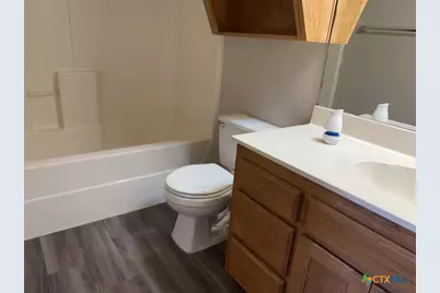 105 W Truman Avenue, Copperas Cove, TX 76522 - Photo 8