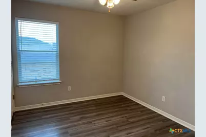 105 W Truman Avenue, Copperas Cove, TX 76522 - Photo 6