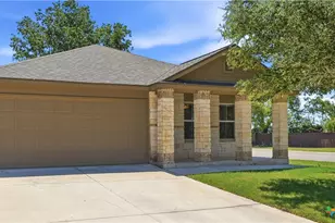604 Briggs Dr, New Braunfels, TX 78130 - Photo 1
