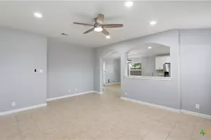 604 Briggs Dr, New Braunfels, TX 78130 - Photo 10