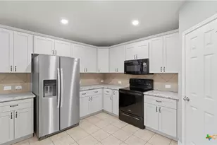 604 Briggs Dr, New Braunfels, TX 78130 - Photo 18