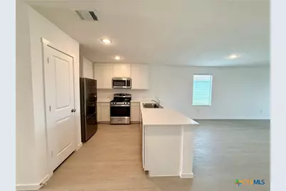 3175 Dispatch Drive, New Braunfels, TX 78130 - Photo 4