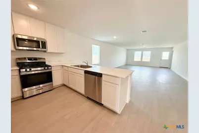 3175 Dispatch Drive, New Braunfels, TX 78130 - Photo 6