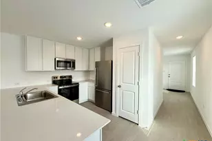 311 Moscato Rd, New Braunfels, TX 78130 - Photo 4
