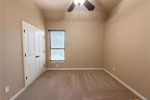 1622 Lacy Ridge Dr, Belton, TX 76513 - Photo 4