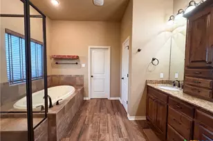 1622 Lacy Ridge Dr, Belton, TX 76513 - Photo 6