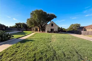 1622 Lacy Ridge Dr, Belton, TX 76513 - Photo 18