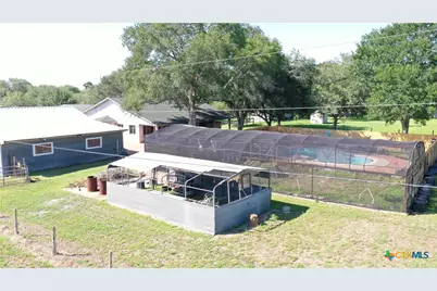 184 Russell Road, Victoria, TX 77904 - Photo 46