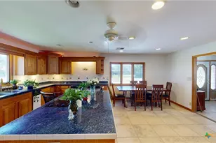 184 Russell Rd, Victoria, TX 77904 - Photo 8