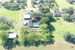 184 Russell Rd, Victoria, TX 77904 - Photo 44