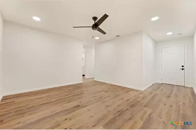 317 Mill Street #101, San Marcos, TX 78666 - Photo 12