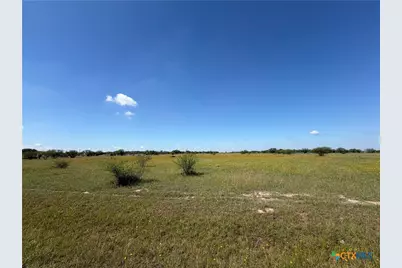 000 Madrone Lane, Victoria, TX 77904 - Photo 4