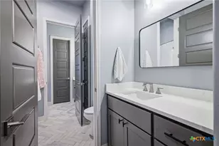 131 Wright Crk, Victoria, TX 77905 - Photo 32