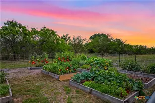 131 Wright Crk, Victoria, TX 77905 - Photo 12