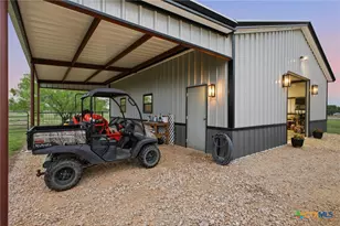131 Wright Crk, Victoria, TX 77905 - Photo 8