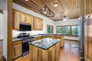 377 Buffalo Springs Rd, New Braunfels, TX 78132 - Photo 28