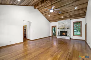 377 Buffalo Springs Rd, New Braunfels, TX 78132 - Photo 24