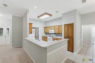 1909 Diamond Ridge Dr, Lampasas, TX 76550 - Photo 10