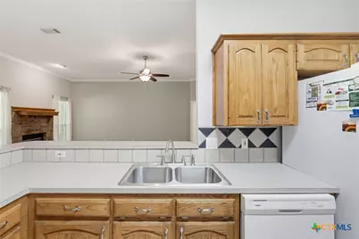 1909 Diamond Ridge Drive, Lampasas, TX 76550 - Photo 10