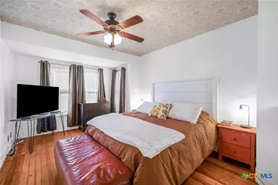 704 W Commercial Street, Victoria, TX 77901 - Photo 12