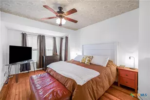 704 W Commercial St, Victoria, TX 77901 - Photo 12