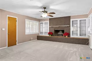708 W North Ave, Lampasas, TX 76550 - Photo 10