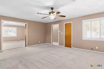 708 W North Ave, Lampasas, TX 76550 - Photo 12