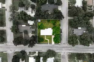 708 W North Ave, Lampasas, TX 76550 - Photo 42