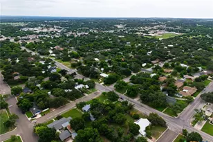 708 W North Ave, Lampasas, TX 76550 - Photo 40