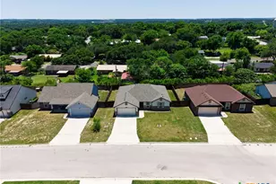 1124 Limestone Dr, Lampasas, TX 76550 - Photo 24