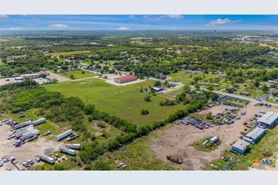 2901 Pleasant Green Drive, Victoria, TX 77901 - Photo 6