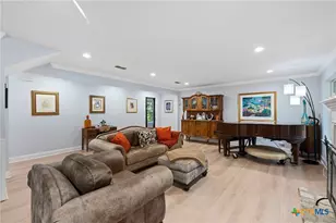 6204 Bon Terra Dr, Austin, TX 78731 - Photo 8