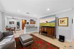 6204 Bon Terra Dr, Austin, TX 78731 - Photo 10