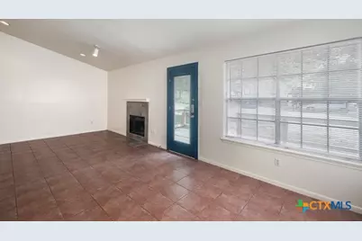 1104 Academy Street, San Marcos, TX 78666 - Photo 4