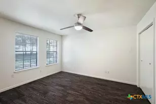 1104 Academy St, San Marcos, TX 78666 - Photo 14