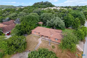 365 Llewellyn Ln, Killeen, TX 76542 - Photo 4