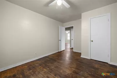 1104 N 10th Street, Killeen, TX 76541 - Photo 12