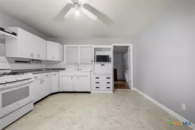 1104 N 10th Street, Killeen, TX 76541 - Photo 6