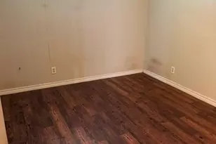 208 Bowie St, Port Lavaca, TX 77979 - Photo 12